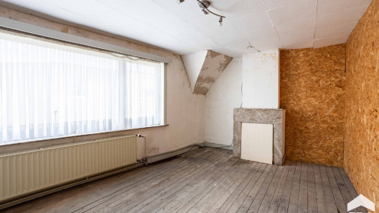 Leuvestraat - 2 - - 9320