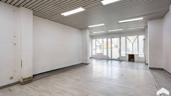 Leuvestraat - 2 - - 9320