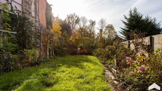 Leuvestraat - 2 - - 9320