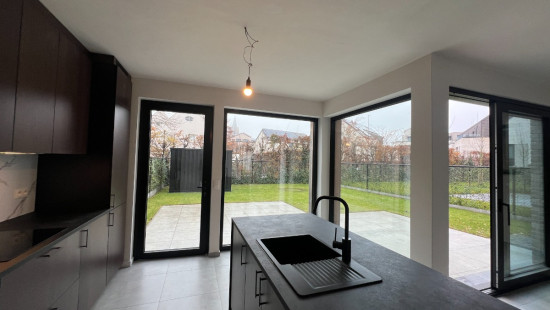 Spijbelveld - 6 - - 3990