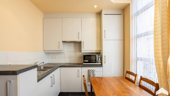 Ingang Van Bemten - 4 - - 9300