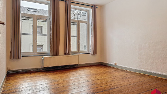 Rue Lapierre - 28 - 1 - 5300