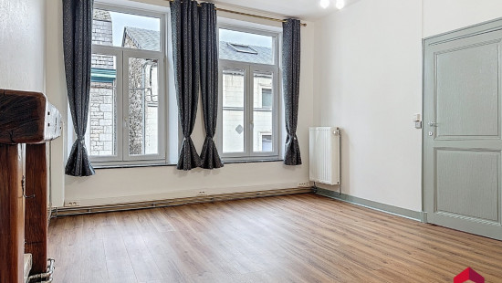 Rue Lapierre - 28 - 1 - 5300