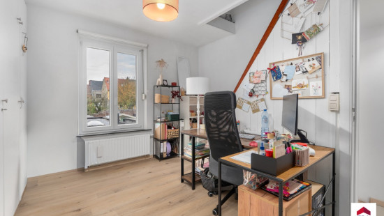 Koningin Astridstraat - 42 - - 1730