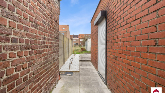 Koningin Astridstraat - 42 - - 1730