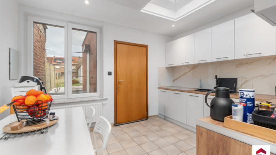 Koningin Astridstraat - 42 - - 1730