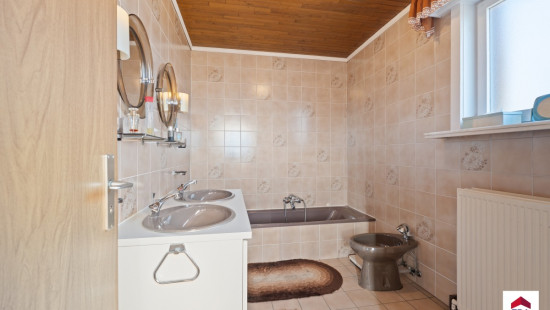 Leegstraat - 44 - - 8780