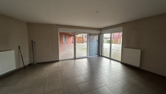 Leopoldlaan - 29 - bus 1 - 3900