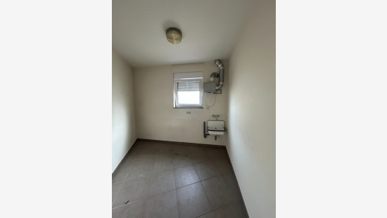 Leopoldlaan - 29 - bus 1 - 3900