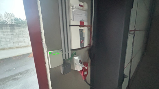 Nijverheidslaan - 14F - - 8890