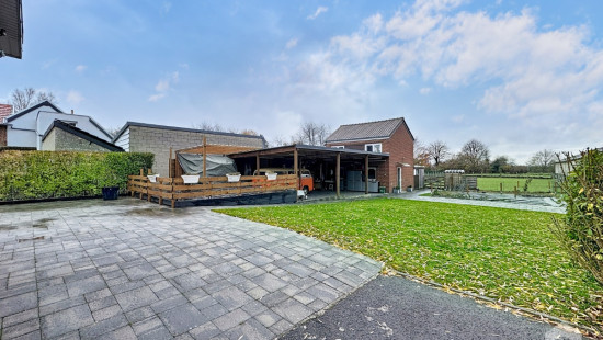 Chaussée de Bruxelles - 713 - - 6210