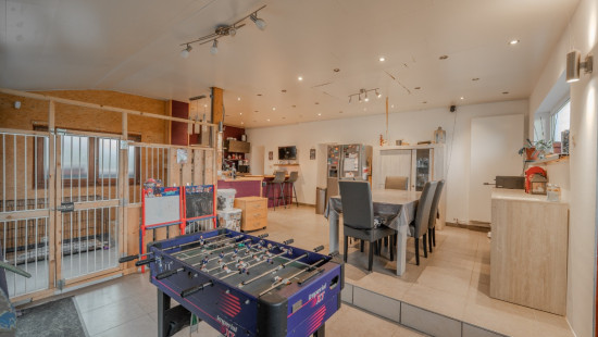 Rue de Namur - 78 - - 5380