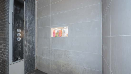 Rue de Namur - 78 - - 5380