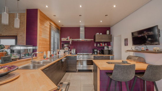 Rue de Namur - 78 - - 5380