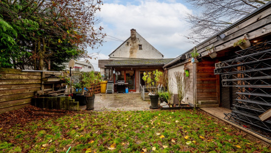 Rue de Namur - 78 - - 5380