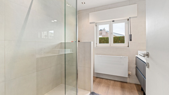 Dreefstraat - 30 - - 9552