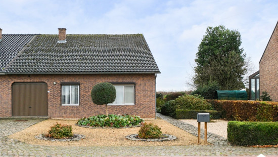 Onze-Lieve-Vrouwstraat - 33A - - 3570