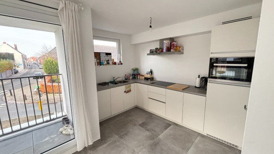 Koningin Astridlaan - 2 - 102 - 8930