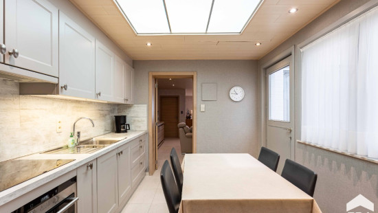 Zavelbaan - 108 - - 9300