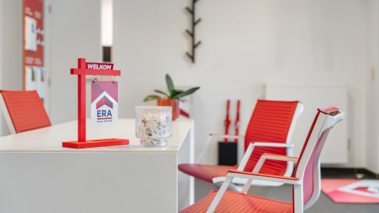 Markt - 57a - - 9240