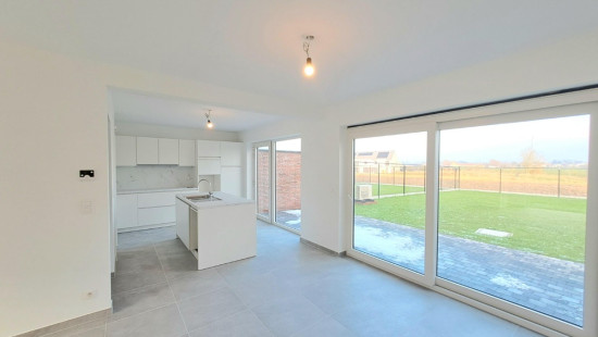 Pieter Breughelstraat - 11 - - 8550