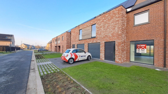 Pieter Breughelstraat - 11 - - 8550