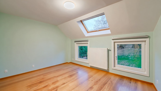 Rue de la Tour - 8 - - 5170