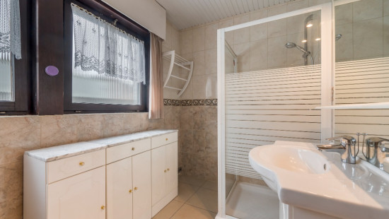 Weertstraat - 74 - - 2880