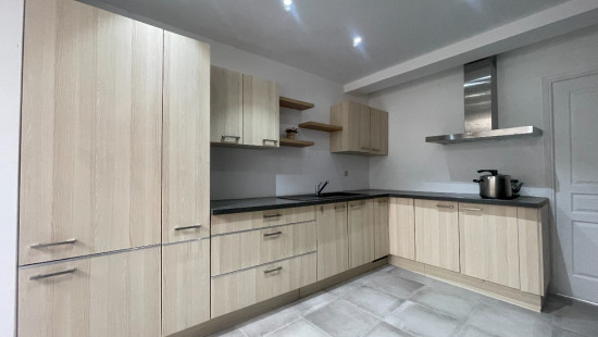 Speldenstraat - 18 - - 8940