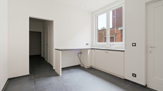 Veldstraat - 14 - - 9100