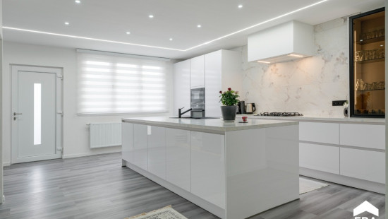 Montenakenweg - 44 - - 3800