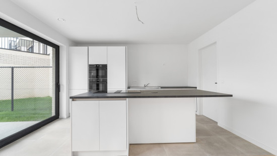 Bovendonkstraat - 42 - - 9255