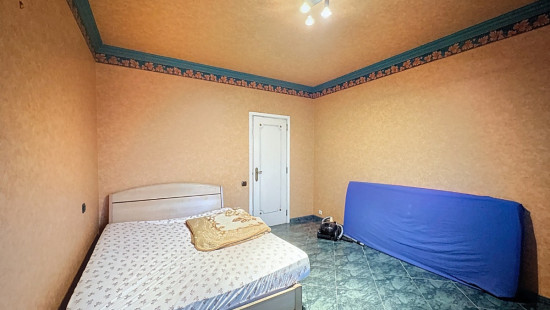 Stationlei - 57 - 02/1 - 1800