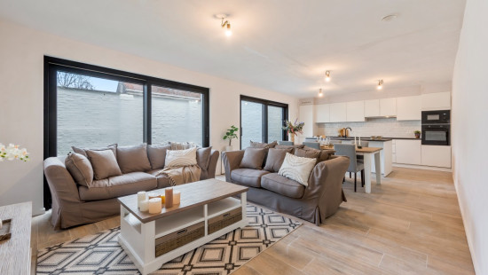 Moeie - 2A - - 0.1 - 9900