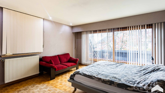 Hoogstraat - 142 - - 9340