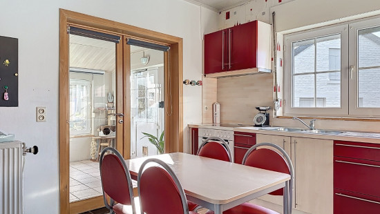 Rue de la Bourse - 89 - - 4470