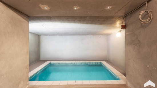 Hoogstraat - 142 - - 9340