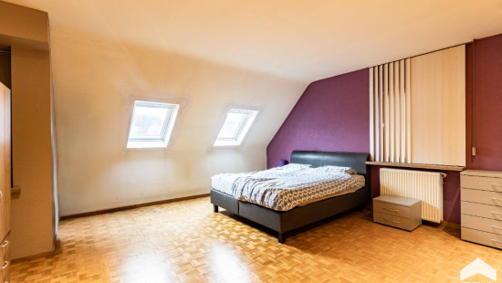 Hoogstraat - 142 - - 9340