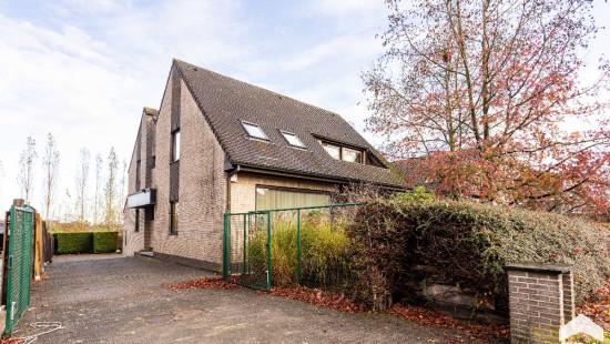 Hoogstraat - 142 - - 9340