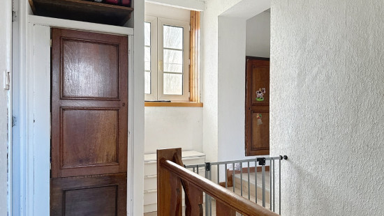 Rue de la Bourse - 89 - - 4470