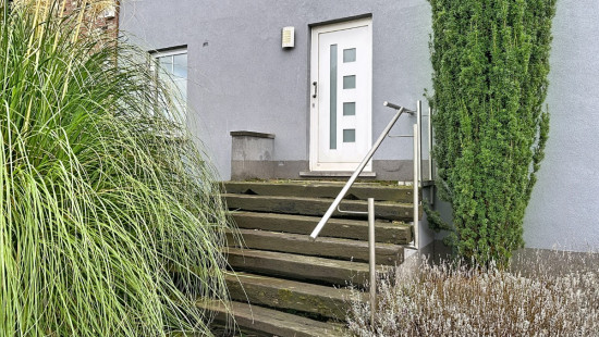 Rue de la Bourse - 89 - - 4470