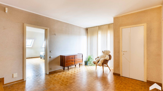 Hoogstraat - 142 - - 9340