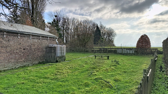 Rue de la Bourse - 89 - - 4470