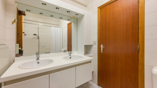 grote markt - 58 - - 9100