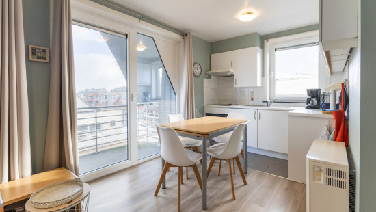 Vlaanderenstraat - 3 b 702 - Mary Luz - 8620