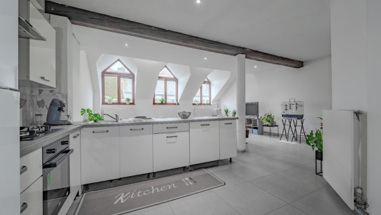 Rue Bas de la Place - 13 - - 5000