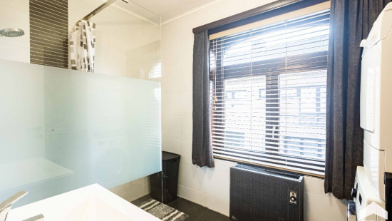 Landuitstraat - 186 - - 9470