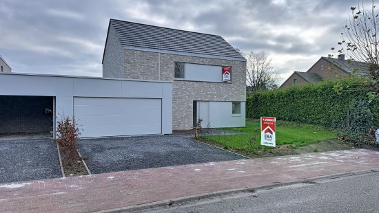 Voie de la Tombe - 8 - - 4537