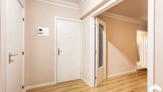 Leo de Béthunelaan - 127 - 1 - 9300