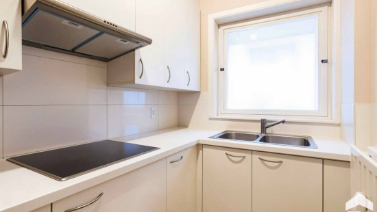 Leo de Béthunelaan - 127 - 1 - 9300